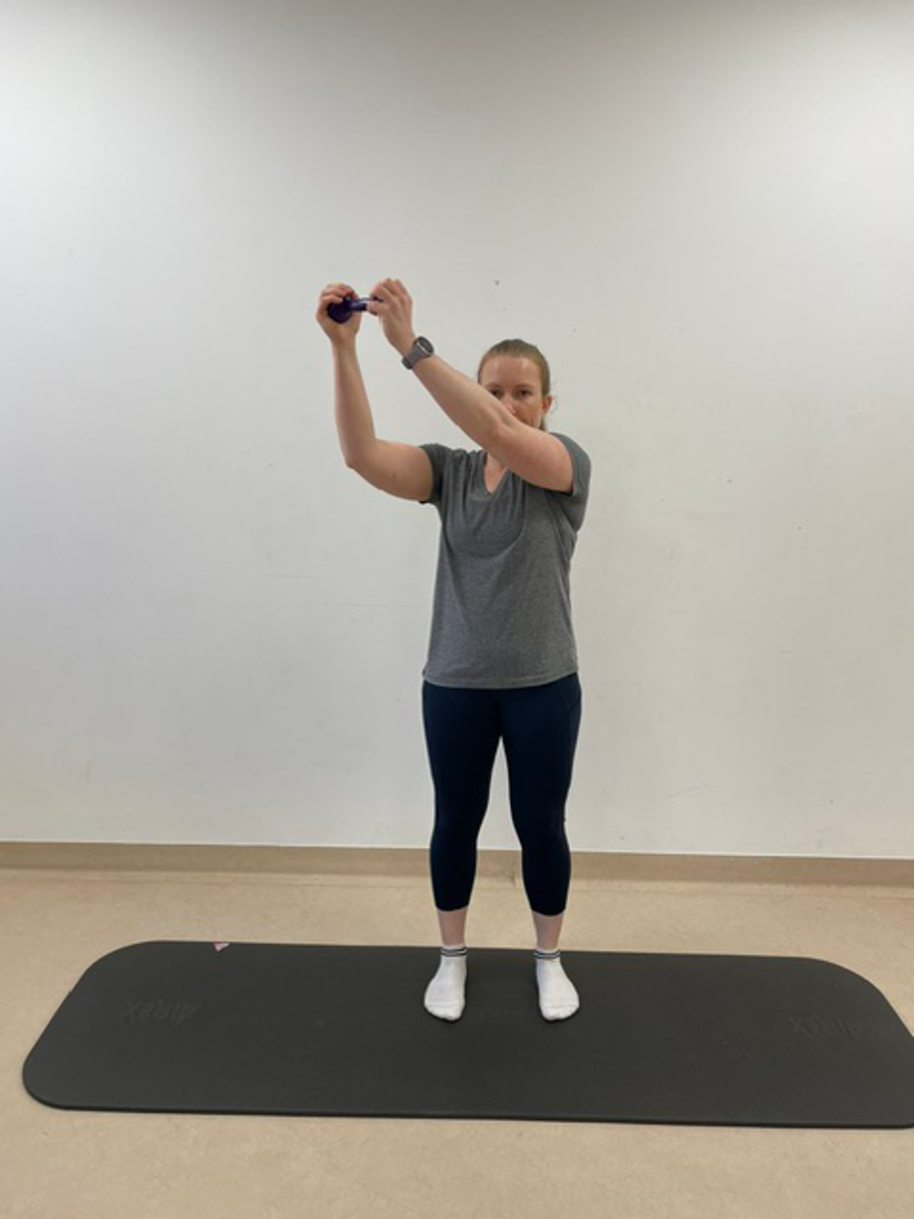 Woodchop Hands Above Right Shoulder (1)