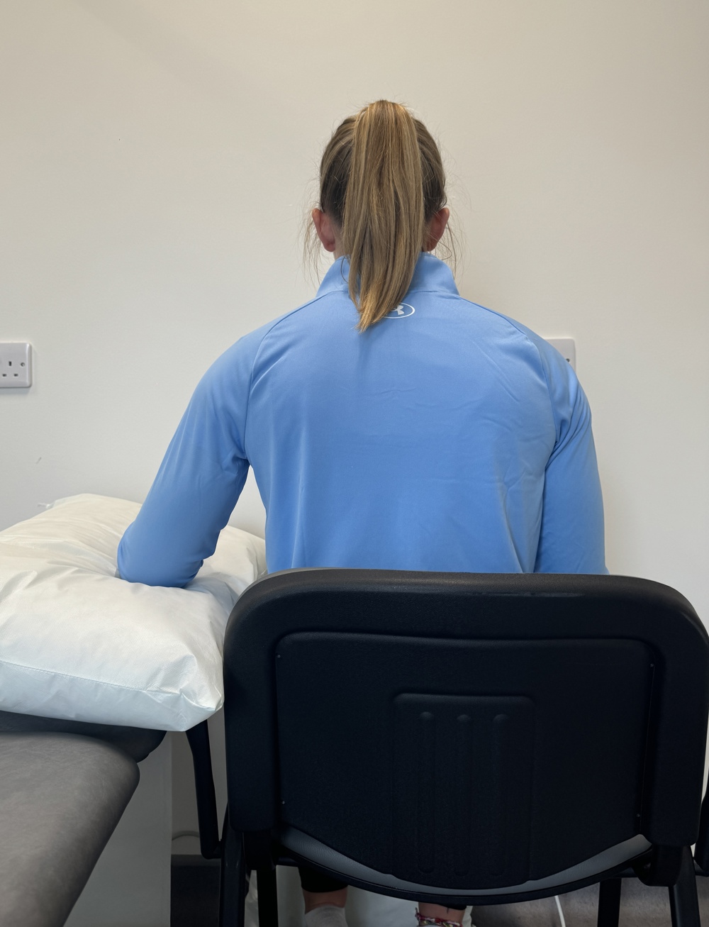 Support Arm On Pillow At Side