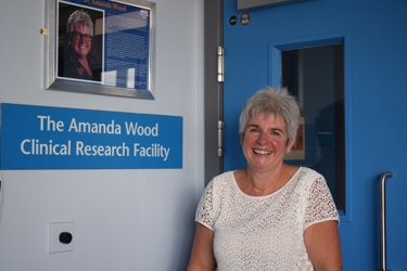 Victoria Hospital Clinical Research Facility Renamed in Honour of Assistant Director