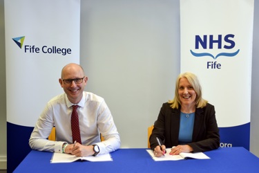 NHS Fife and Fife College agree new partnership