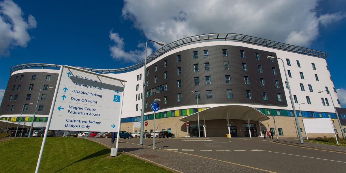 Victoria Hospital birthing pool is now open and available for