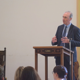 Ian Campbell addressing the organ and tissue donation memorial event.