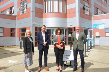 Professor Jason Leitch visits hospitals in Fife to thank staff for their dedication to excellent patient care 