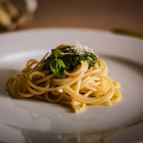 Spaghetti on a plate