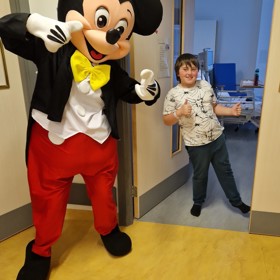 Mickey mouse at ward door
