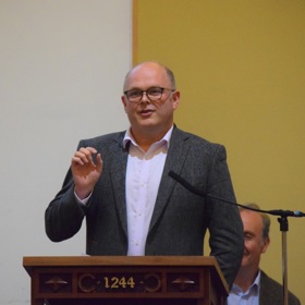 Dr Iain MacLeod - Deputy Medical Director